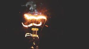 lamp-3114068_1920